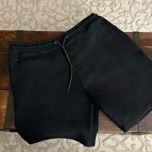 Men's Pull & Bear Black Jogger Shorts Size XL